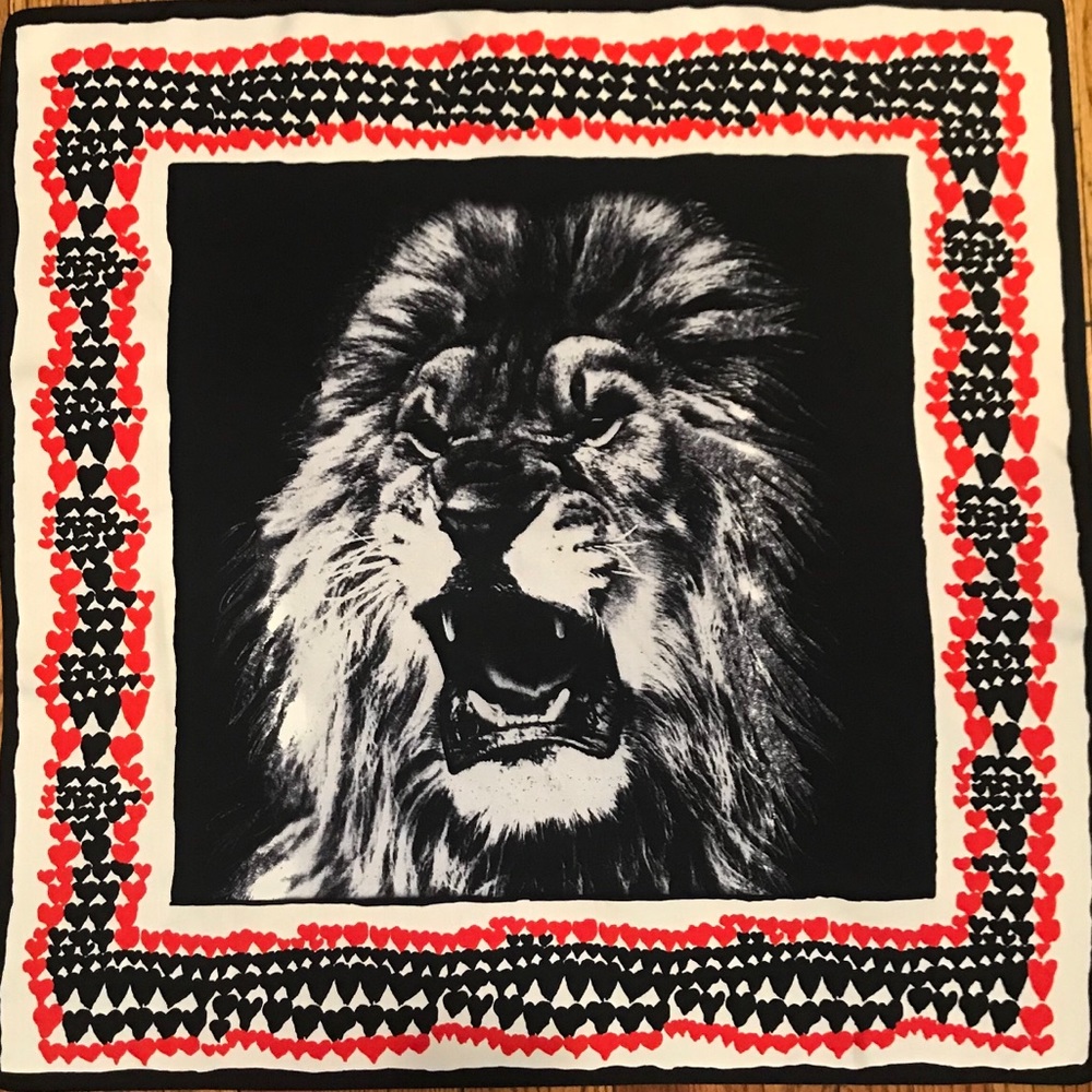 Stella McCartney Silk Scarf EUC Black Lion Hearts